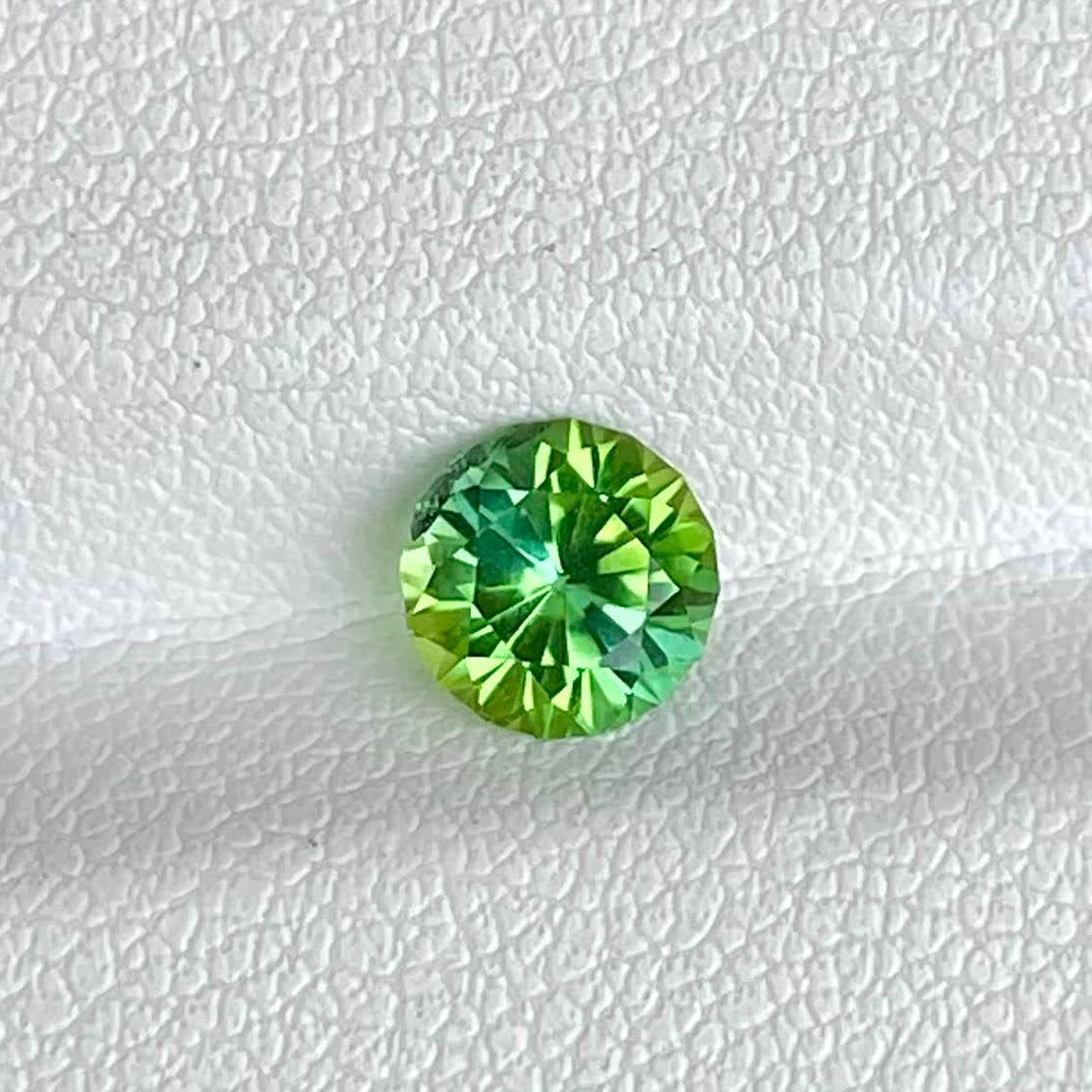 0.86 carats Mint Green Tourmaline Stone Round Cut Afghani Gemstone