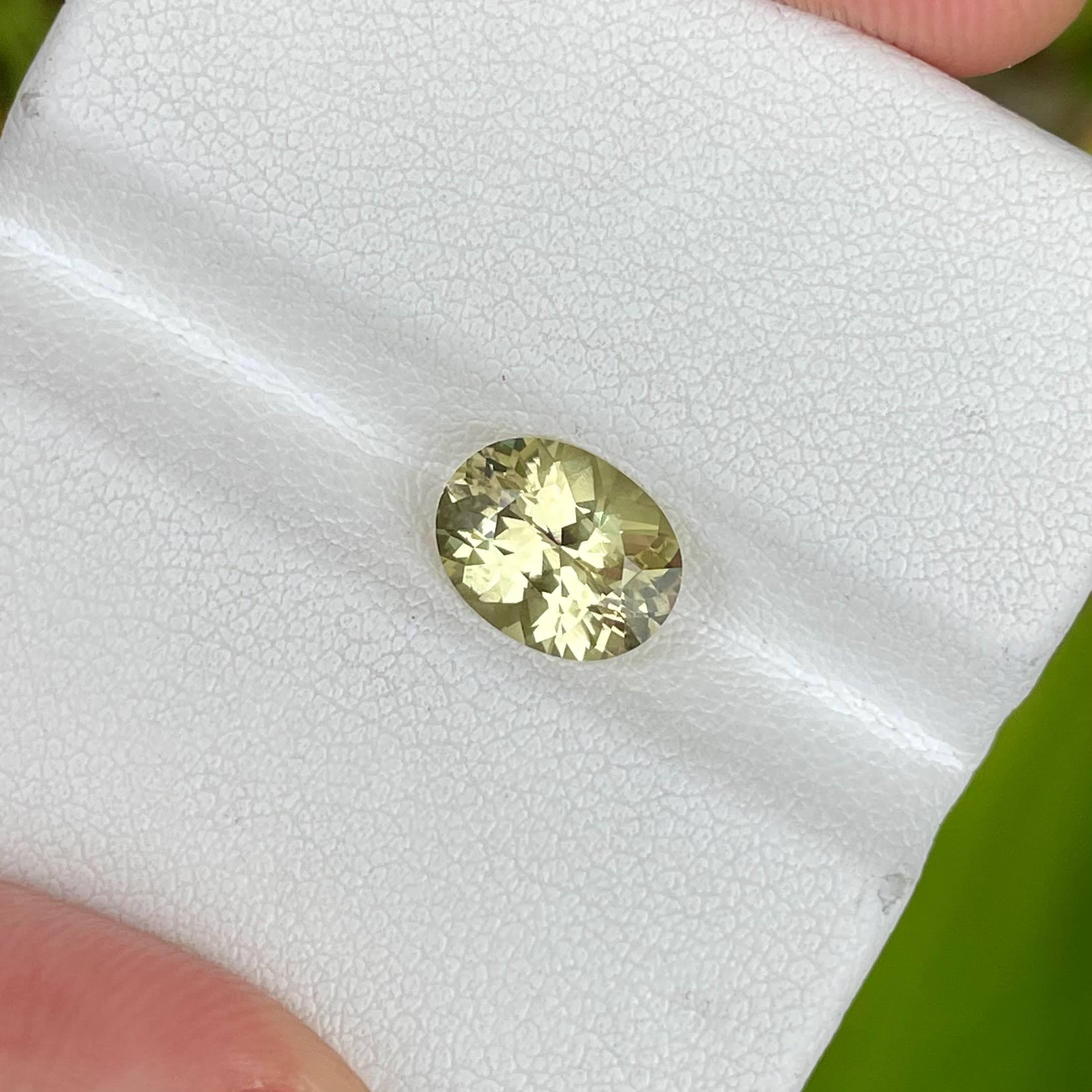 2.18 Carats Yellow Chrysoberyl Oval Shape Natural Sri Lankan Gemstone