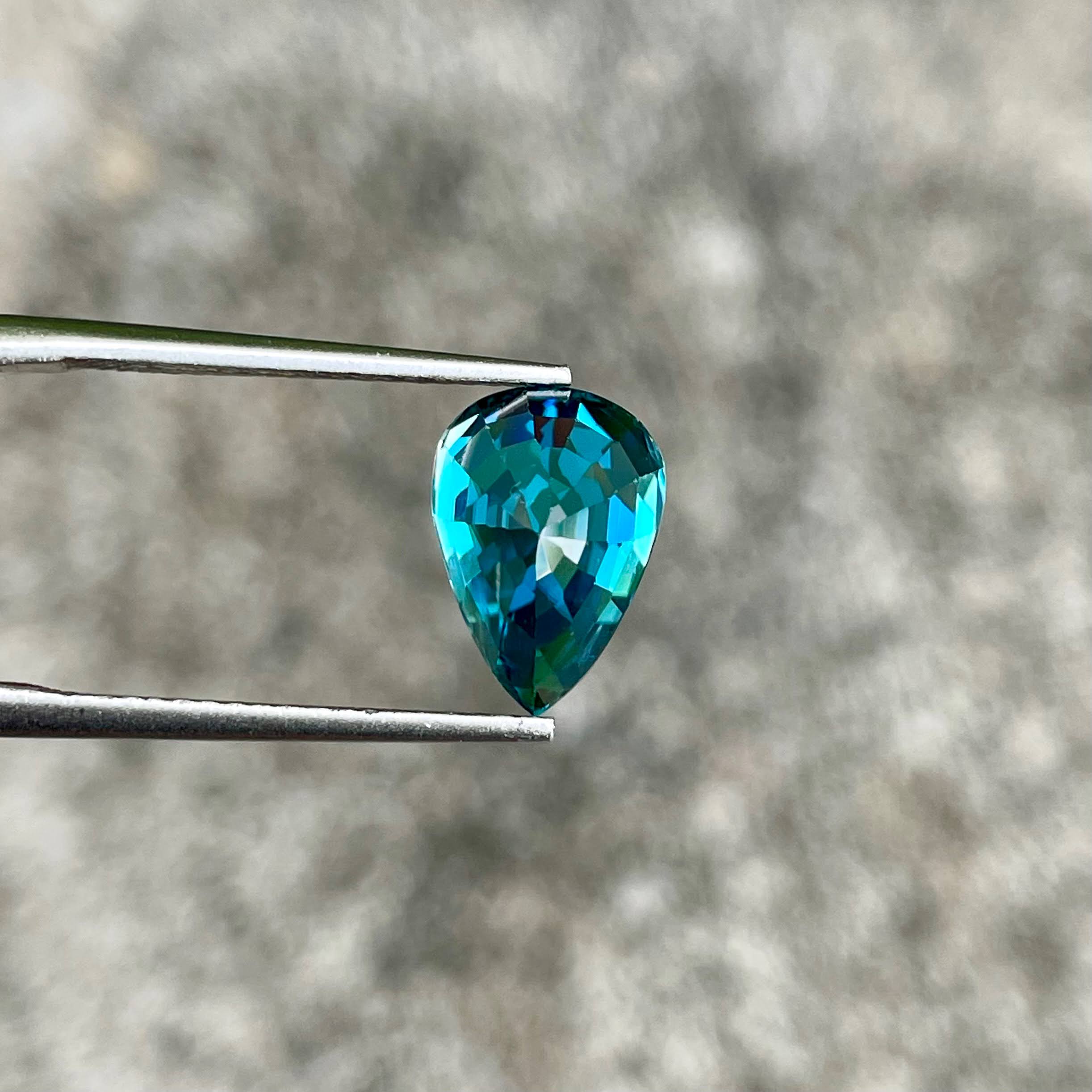 5.68 carats Electric Blue Zircon Stone Pear Cut Natural Cambodian Gemstone — view 3