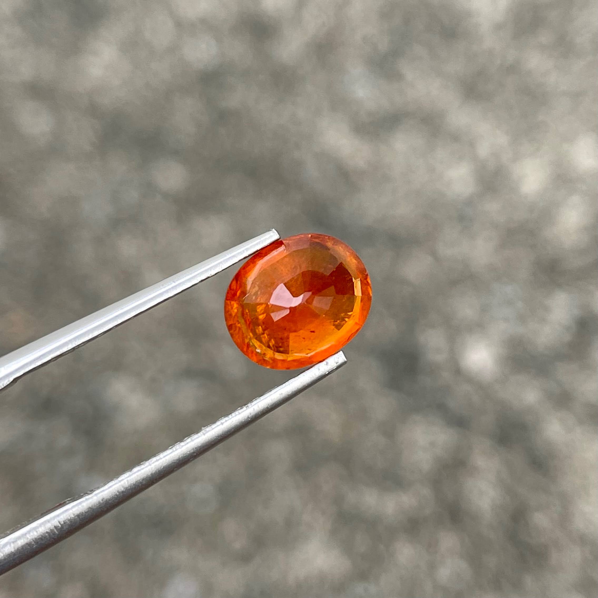 3.07 carats Red Spessartite Garnet Stone Oval Cut Natural Nigerian Gemstone — view 1