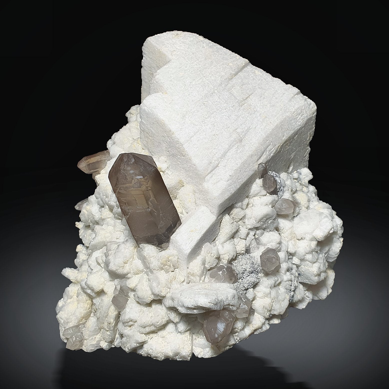 5.2 kg cabinet size piece of Microcline Feldspar with Smoky Quartz from pakistan