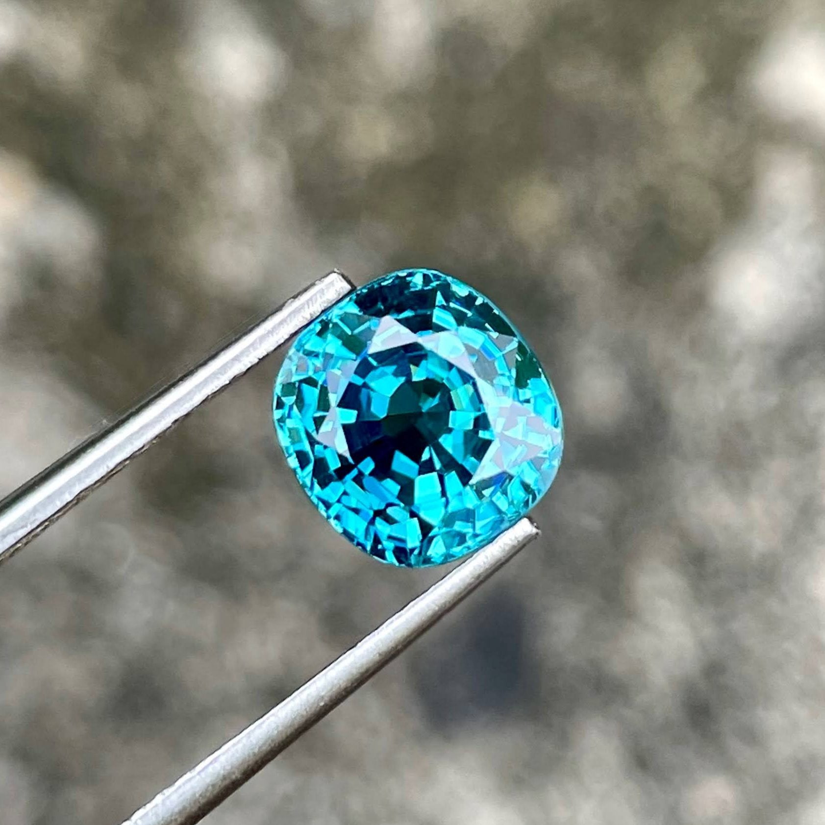 5.65 carats Tiffany Blue Zircon Stone Cushion Cut Natural Cambodian Gemstone