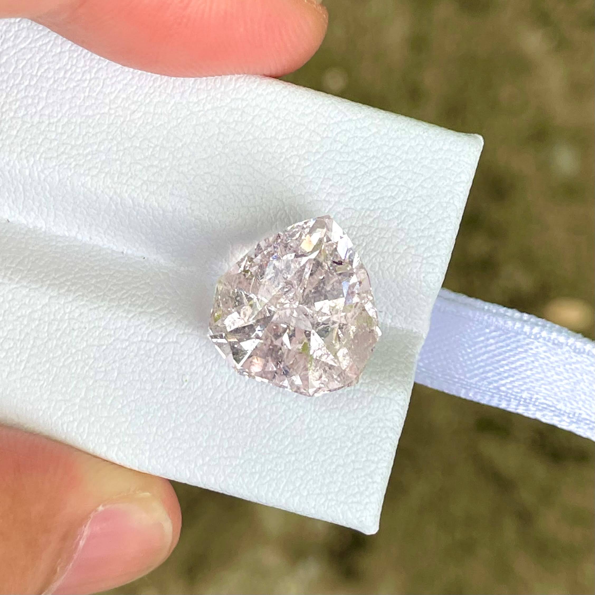 9.45 carats Morganite Stone Triangular Shape Natural Afghan Gemstone