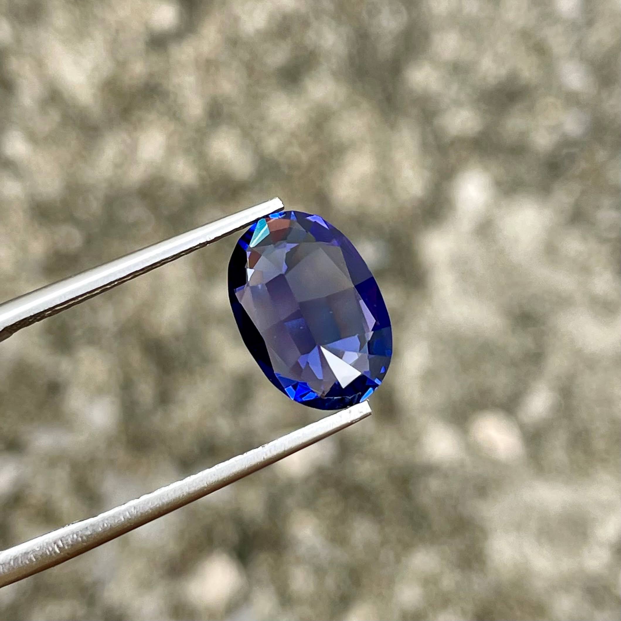 2.82 carats Blue Tanzanite Stone Oval Cut Natural Tanzanian Gemstone — view 1