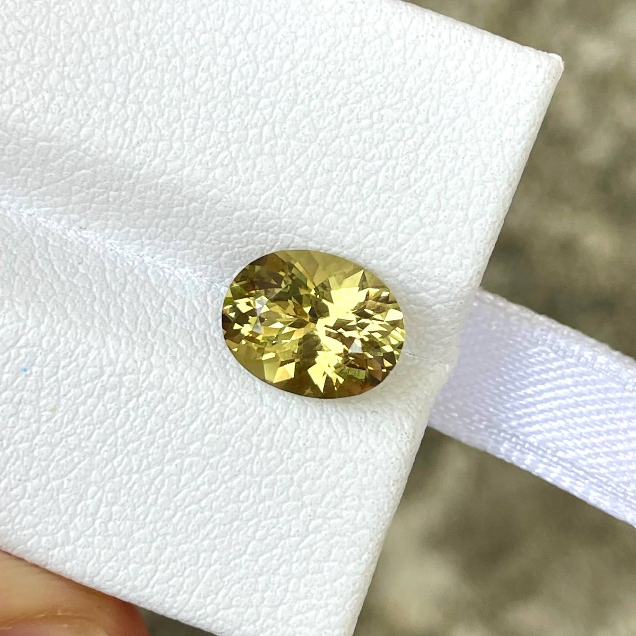 2.29 Carats Yellow Chrysoberyl Oval Shape Natural Sri Lankan Gemstone