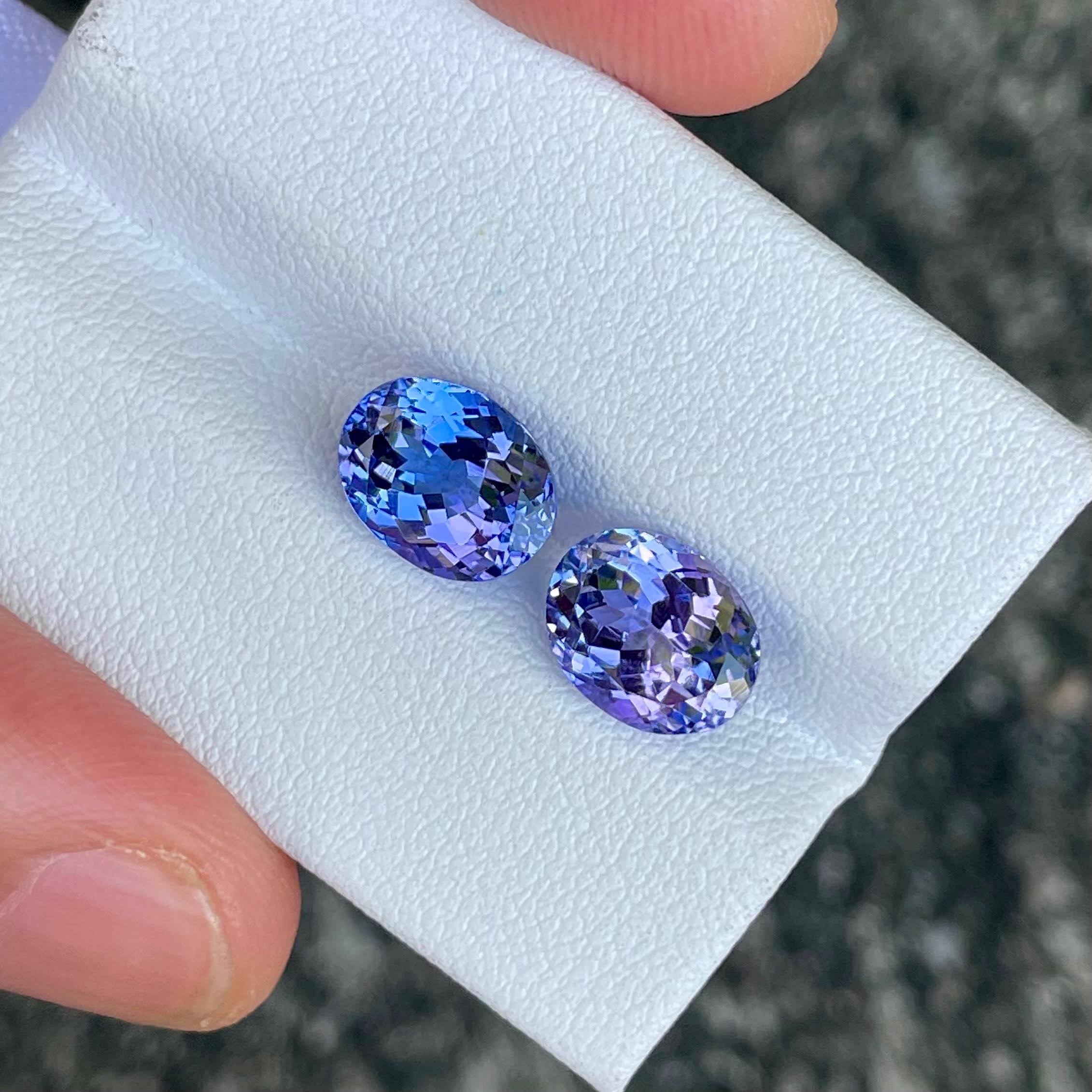 5.33 carats Blue Tanzanite Stone Pair Oval Shaped Tanzanian Gemstone