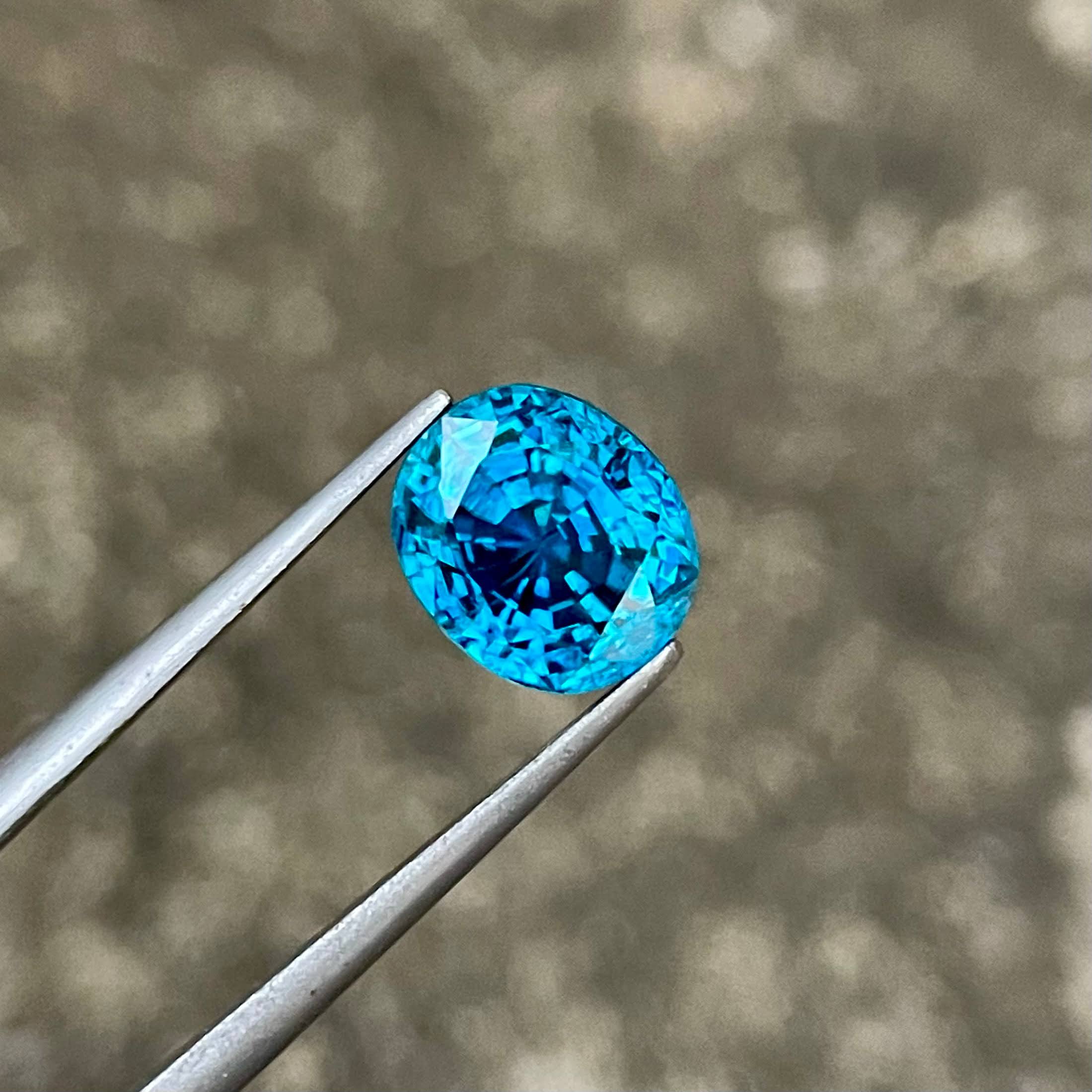 5.50 carats Electric Blue Zircon Stone Oval Cut Cambodian Gemstone — view 1