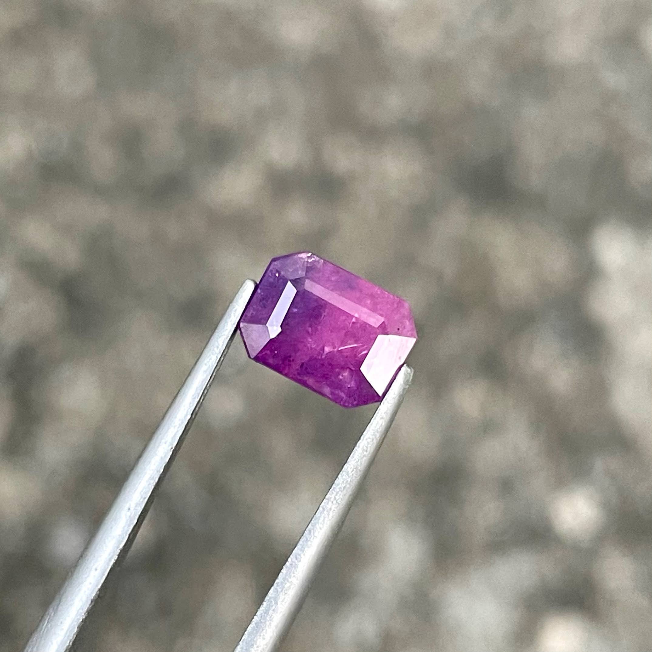 1.85 carats Purplish Pink Sapphire Stone Emerald Cut African Gemstone — view 2