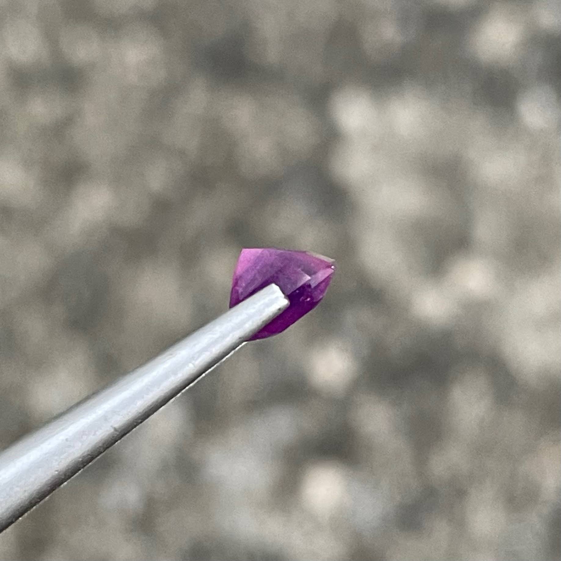 1.85 carats Purplish Pink Sapphire Stone Emerald Cut African Gemstone — view 4