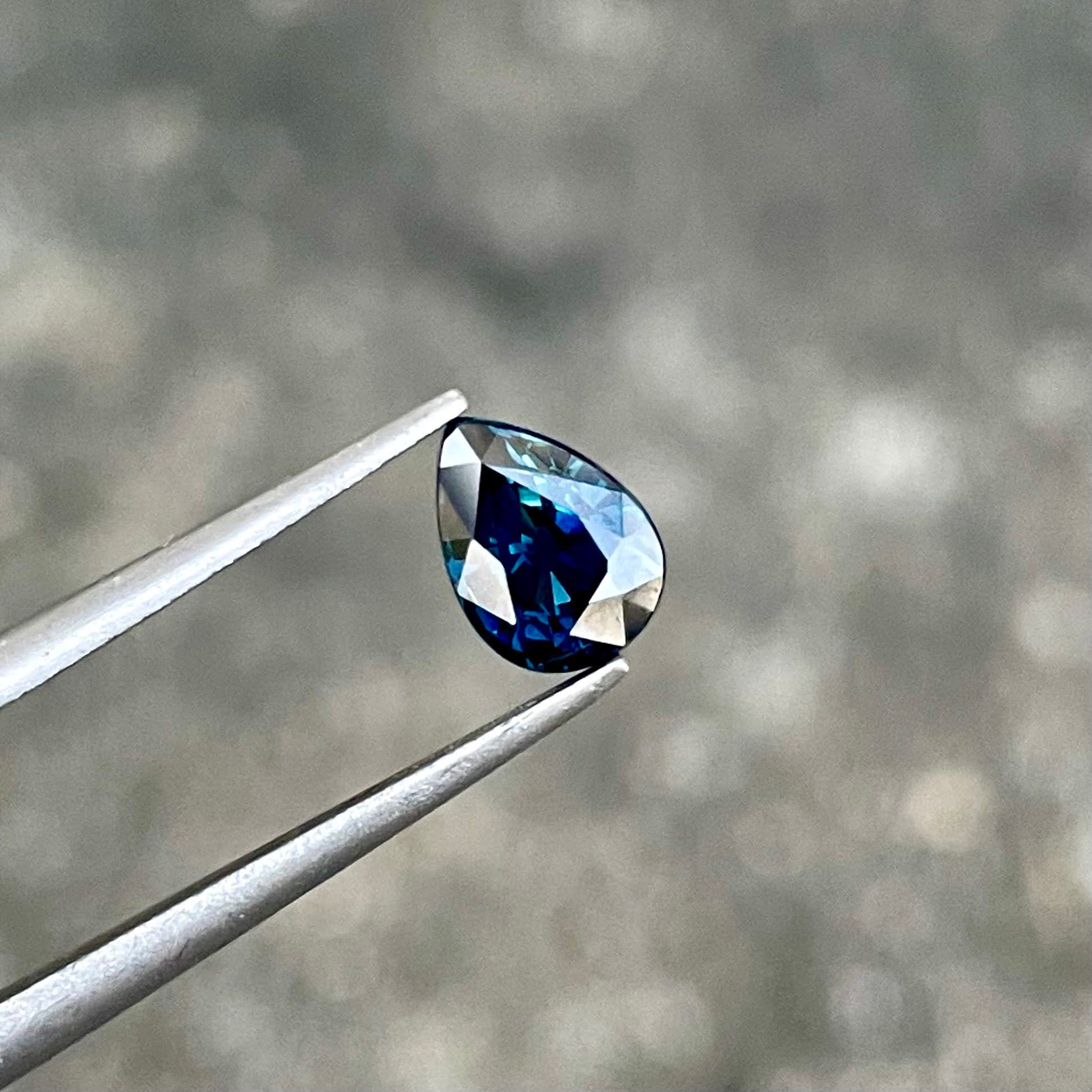 1.11 carats Teal Sapphire Stone Pear Cut Natural Gemstone from Madagascar — view 5