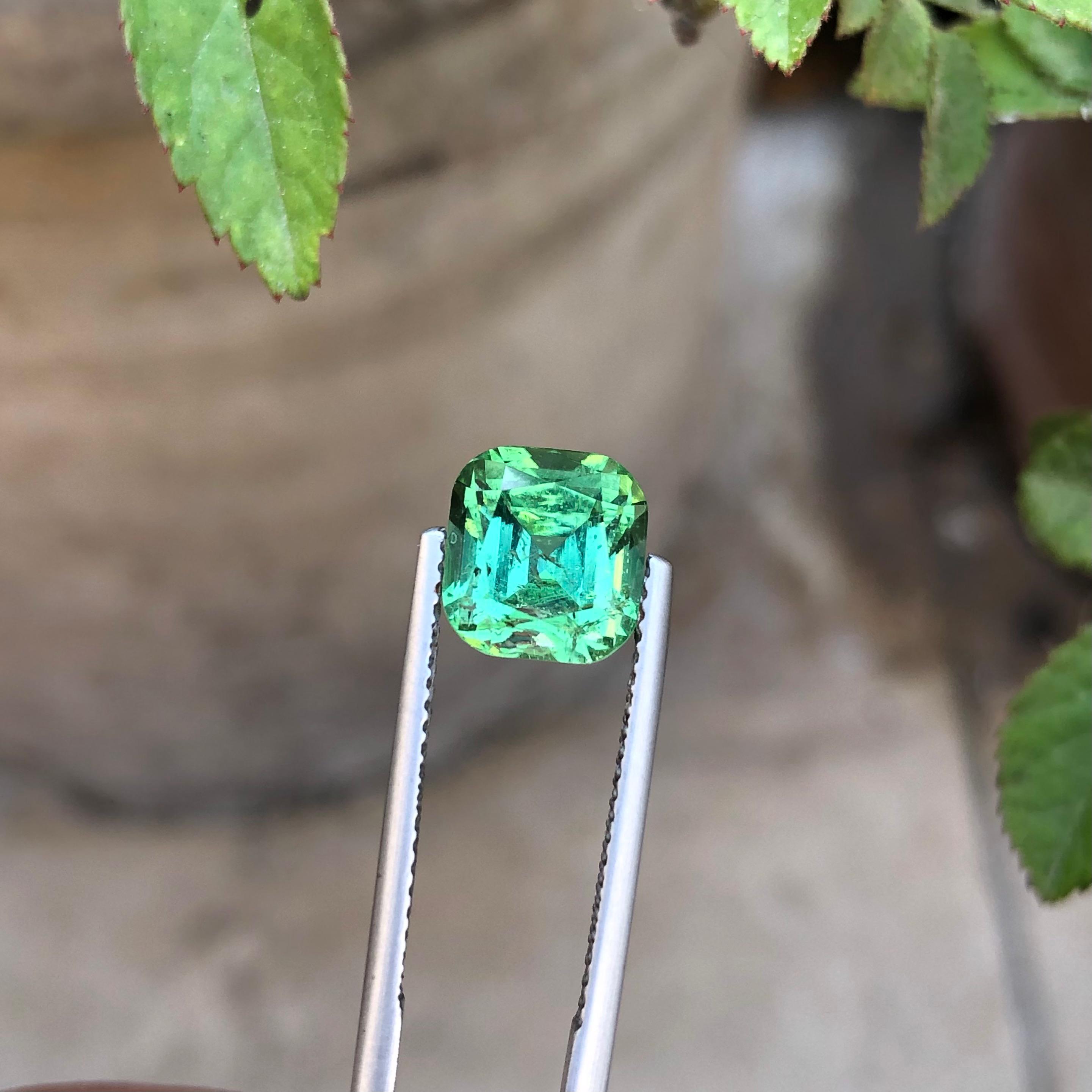 3.85 Carats bluish green Tourmaline from afghanistan — view 3
