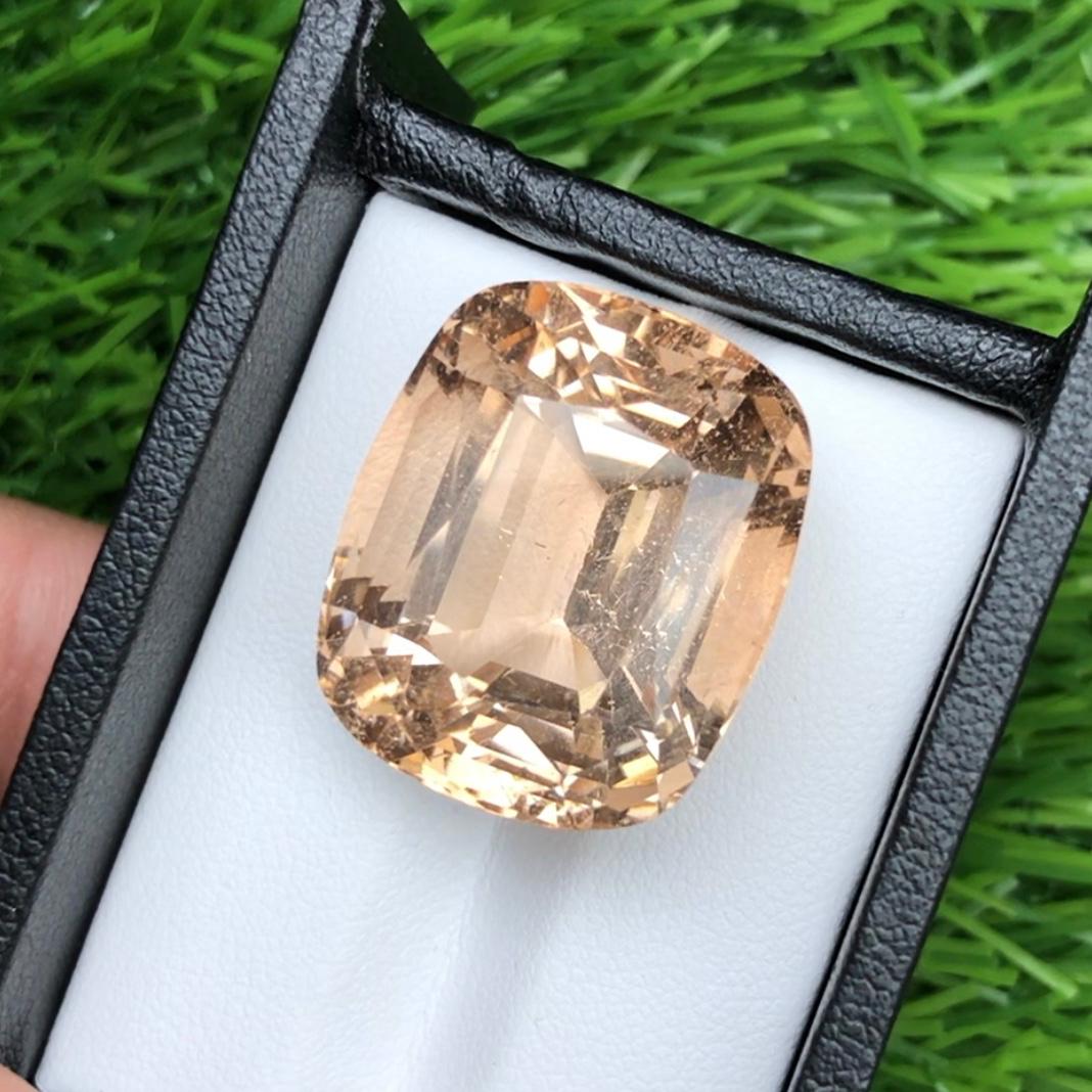 61.03 Carats Skardu Topaz Loose Gemstone from Pakistan — view 3