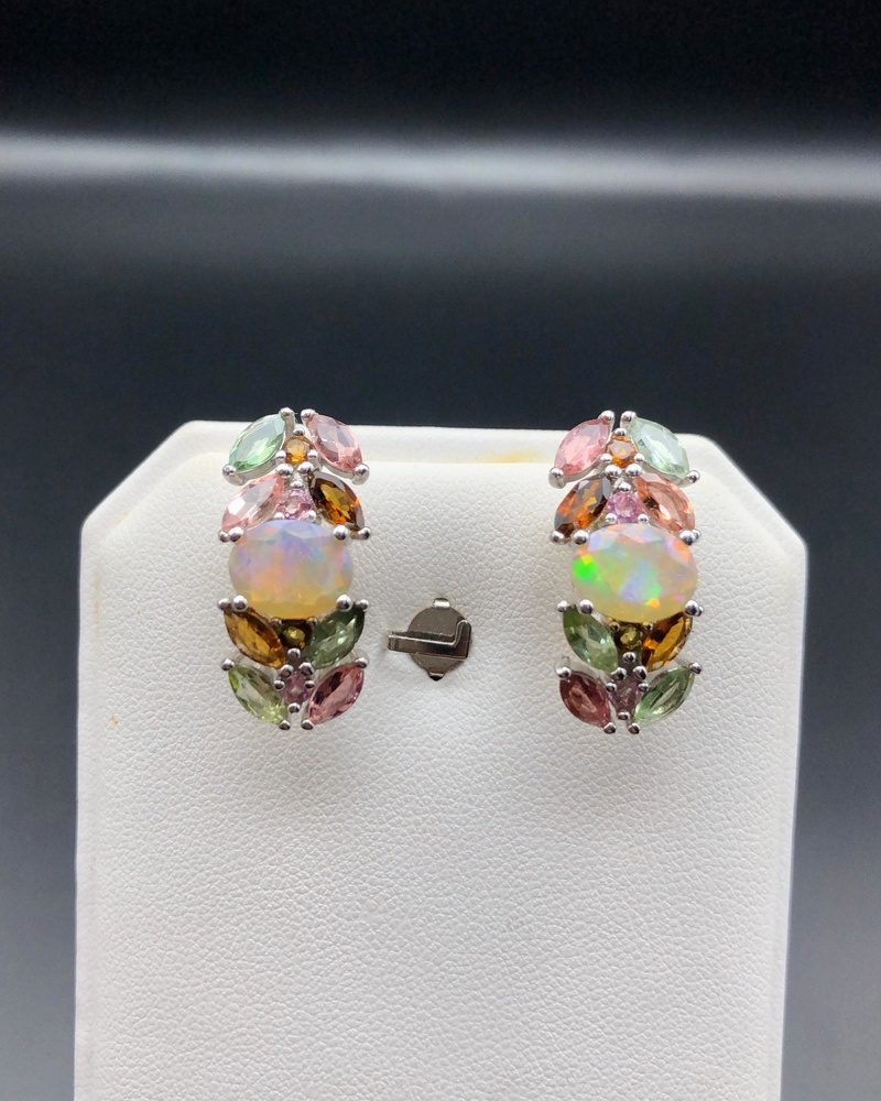 6.6 Gram Opal Earring Fixes into 925 Silver