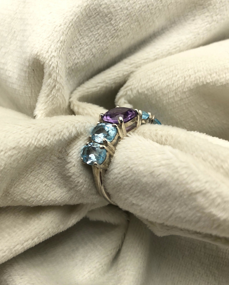 20.84 carat Topaz &amp; Amethyst fixed into 925 Silver — view 3